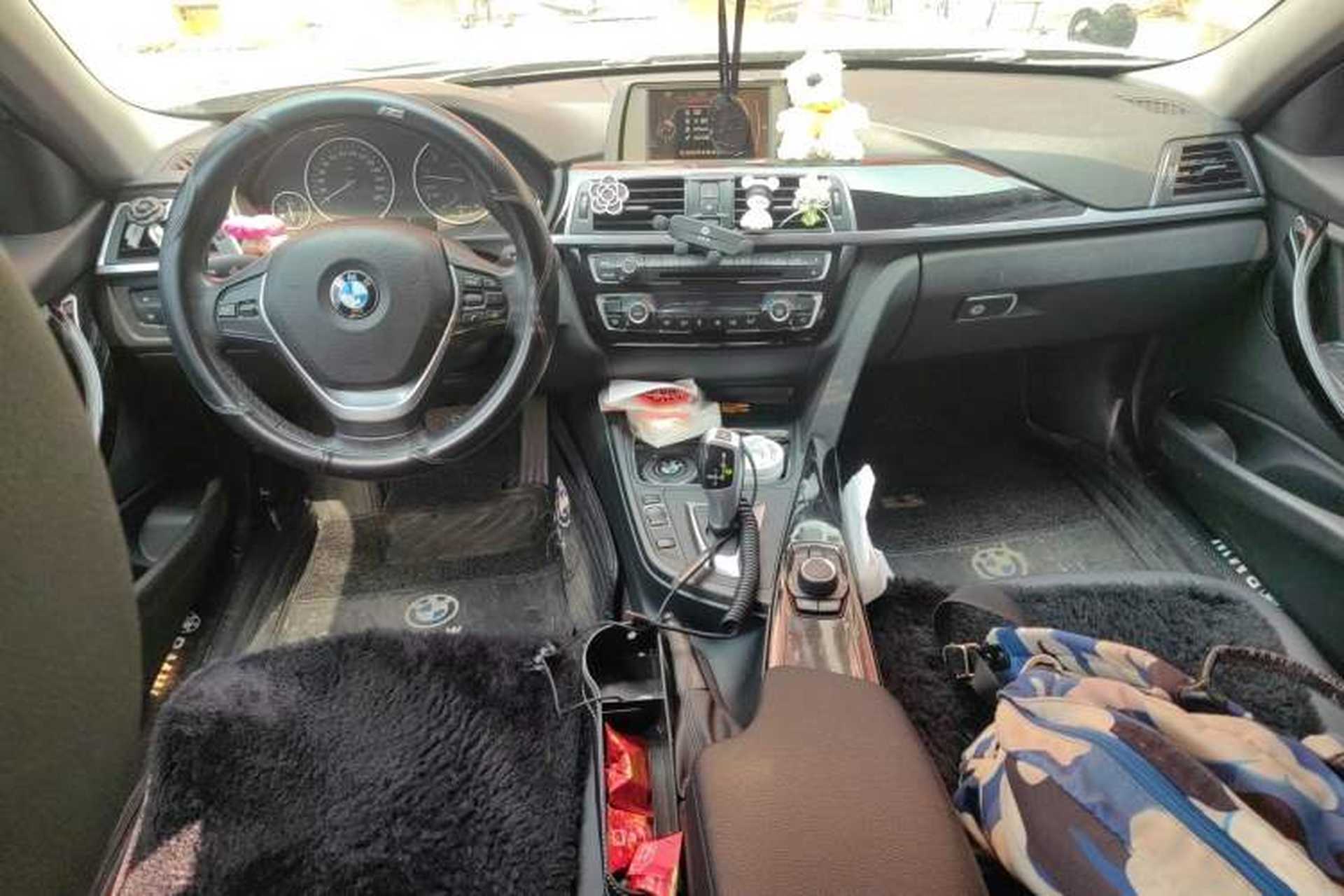 Used BMW 3 Series 2017 320Li Fashion Model Center Console