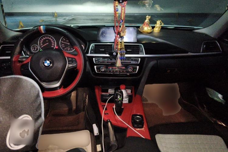 Used BMW 3 Series 2017 320Li Fashion Model Center Console