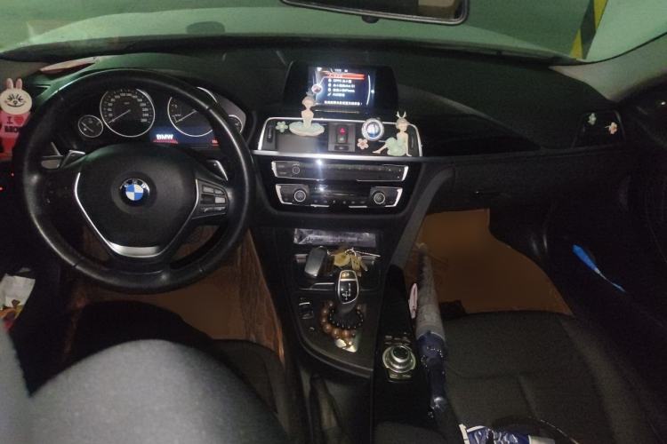 Used BMW 3 Series 2017 320Li M Sport Edition Center Console
