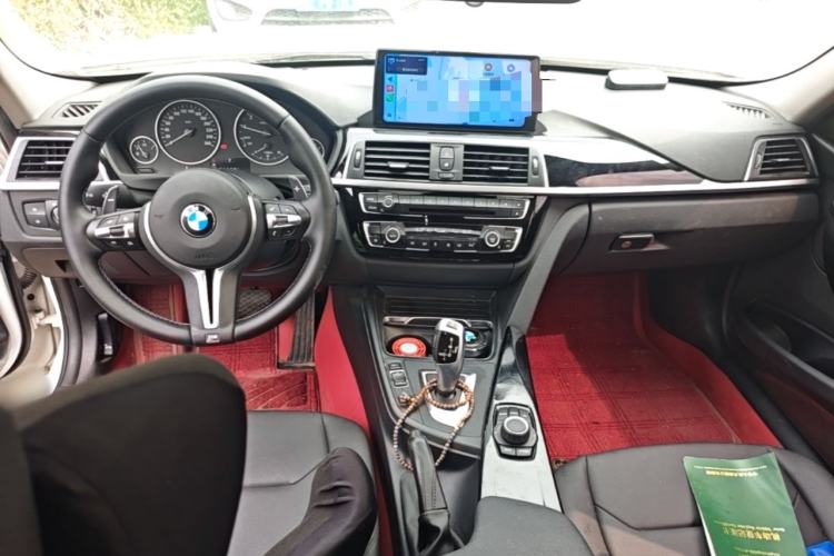 Used BMW 3 Series 2017 320Li Fashion Model Center Console