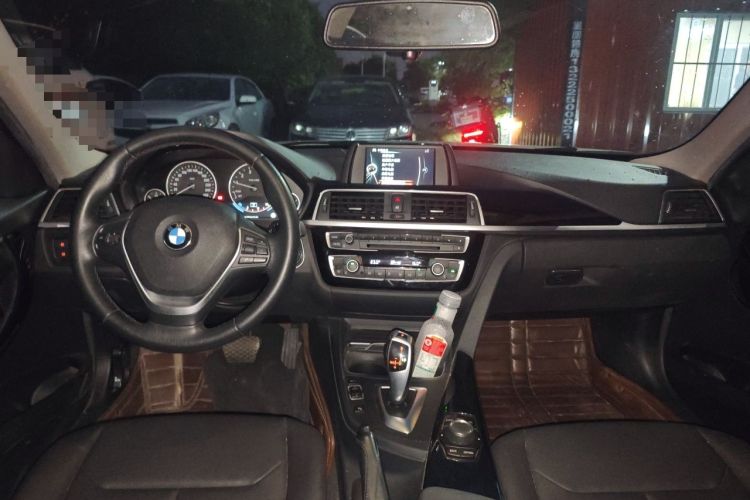 Used BMW 3 Series 2017 320Li Fashion Model Center Console