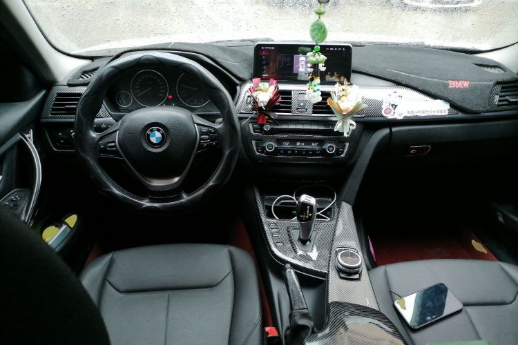 Used BMW 3 Series 2017 318Li Fashion Model Center Console