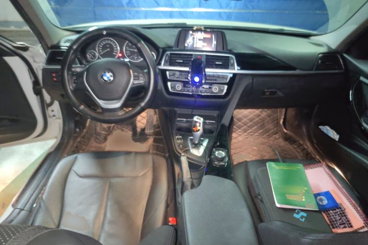 Used BMW 3 Series 2017 320Li xDrive Fashion Model Center Console