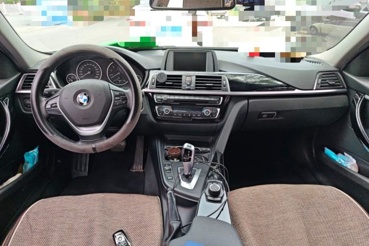 Used BMW 3 Series 2017 320Li Fashion Model Center Console