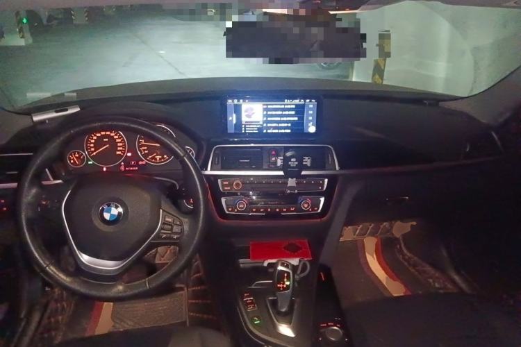 Used BMW 3 Series 2017 320Li Fashion Model Center Console