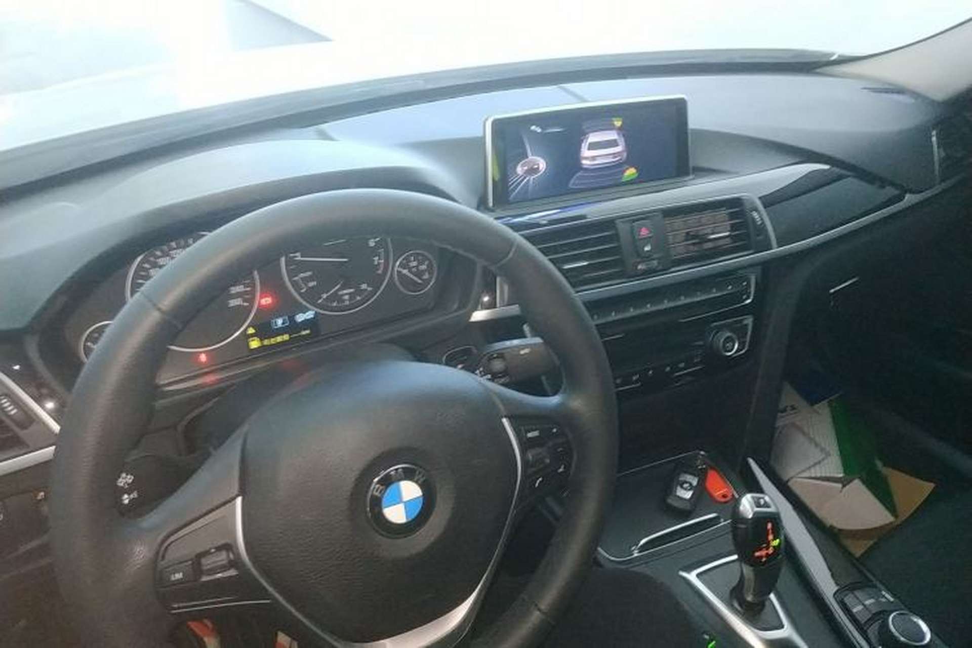 Used BMW 3 Series 2017 318Li Fashion Model Center Console