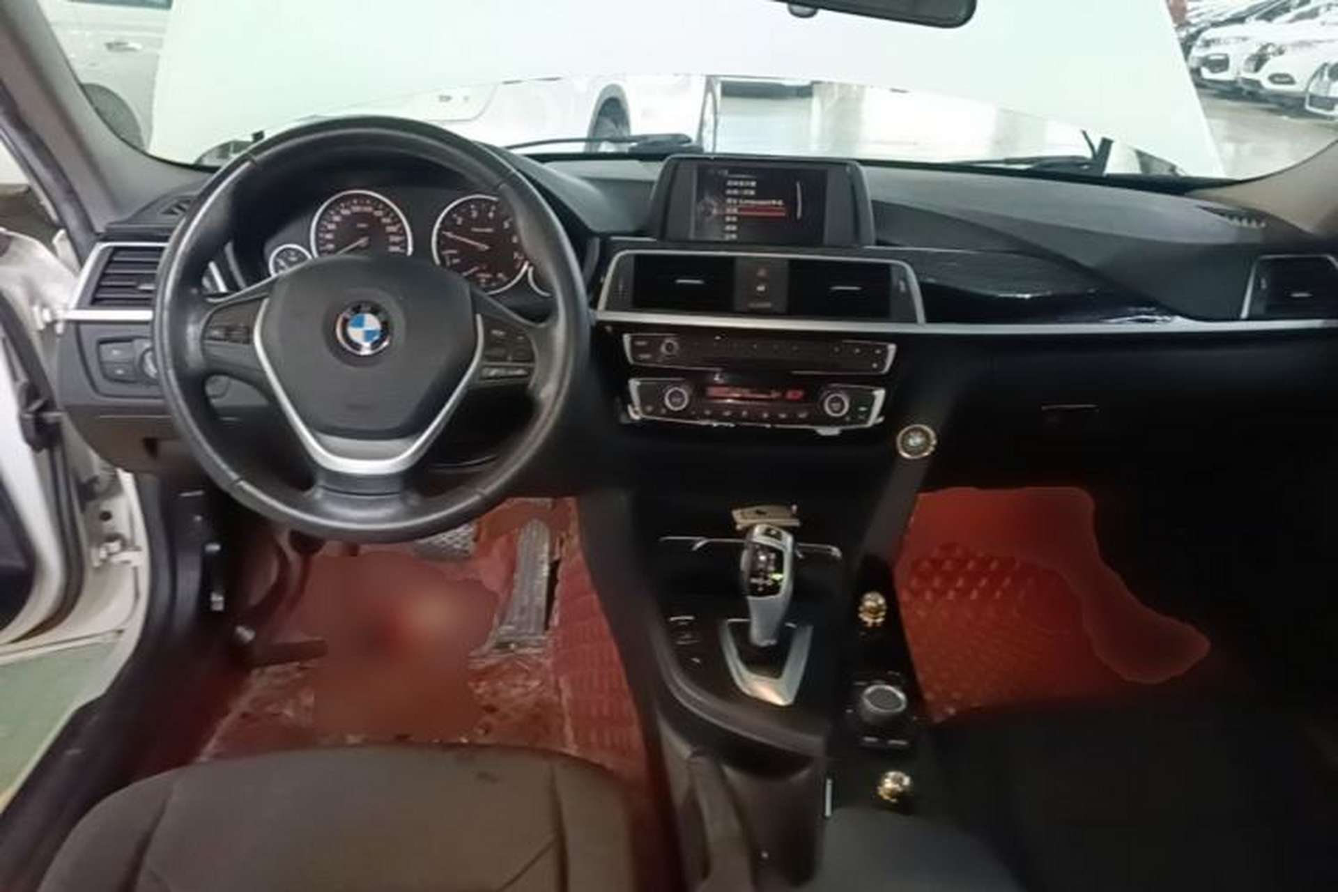 Used BMW 3 Series 2017 318Li Fashion Model Center Console