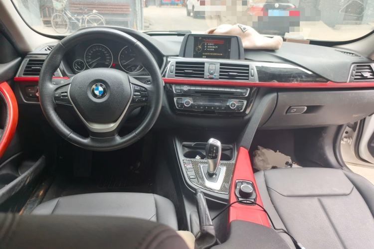 Used BMW 3 Series 2017 320Li Fashion Model Center Console