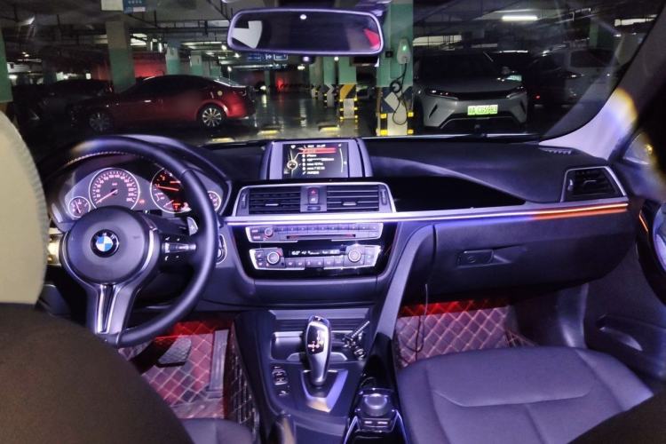 Used BMW 3 Series 2017 320Li Fashion Model Center Console