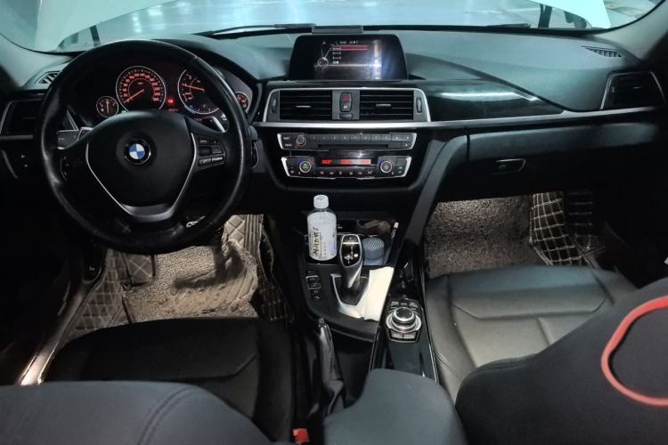 Used BMW 3 Series 2017 320Li M Sport Edition Center Console