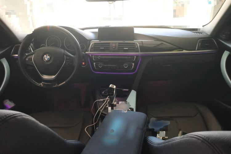 Used BMW 3 Series 2017 320Li Fashion Model Center Console
