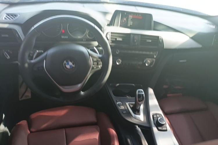 Used BMW 3 Series 2017 320i M Sport Center Console