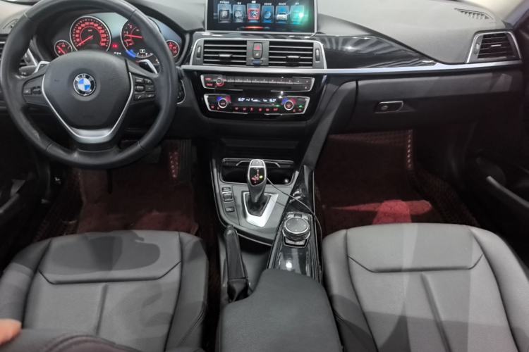 Used BMW 3 Series 2017 320Li M Sport Edition Center Console