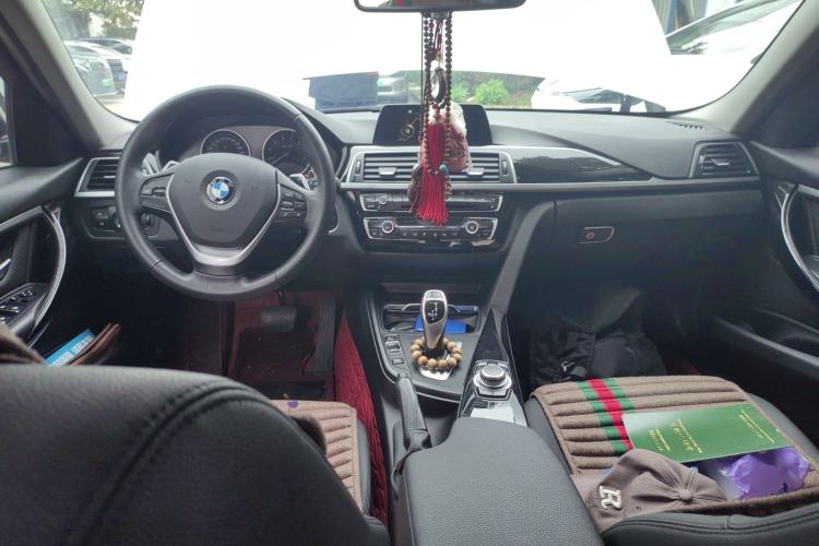 Used BMW 3 Series 2017 320Li M Sport Edition Center Console