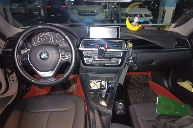 Used BMW 3 Series 2017 320Li Fashion Model Center Console