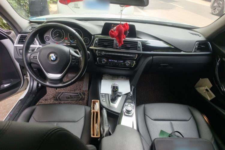 Used BMW 3 Series 2017 320Li M Sport Edition Center Console