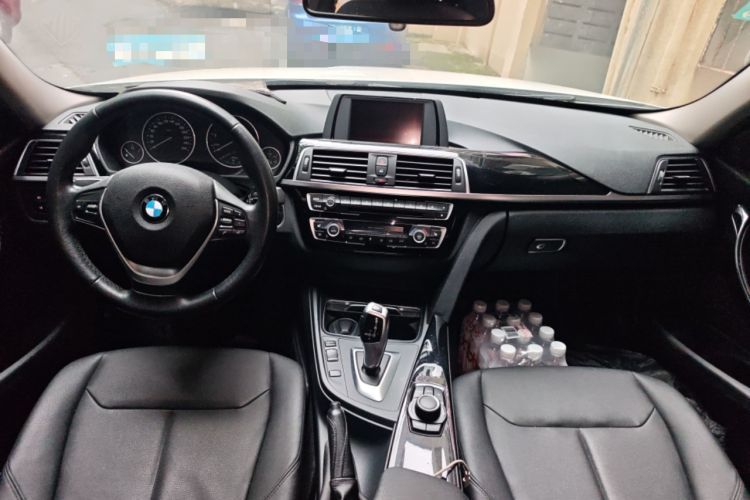 Used BMW 3 Series 2017 320Li Fashion Model Center Console