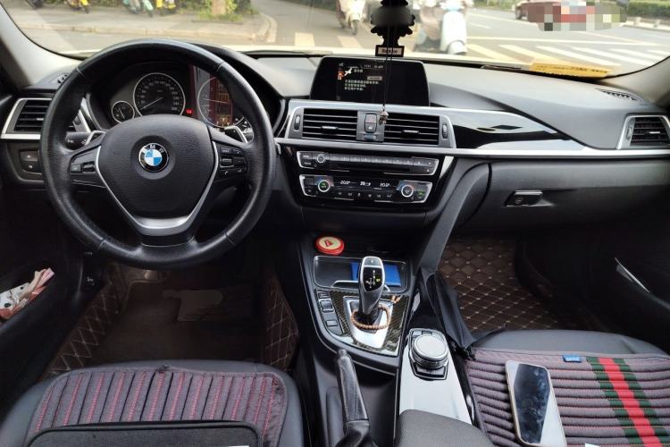 Used BMW 3 Series 2017 320Li M Sport Edition Center Console