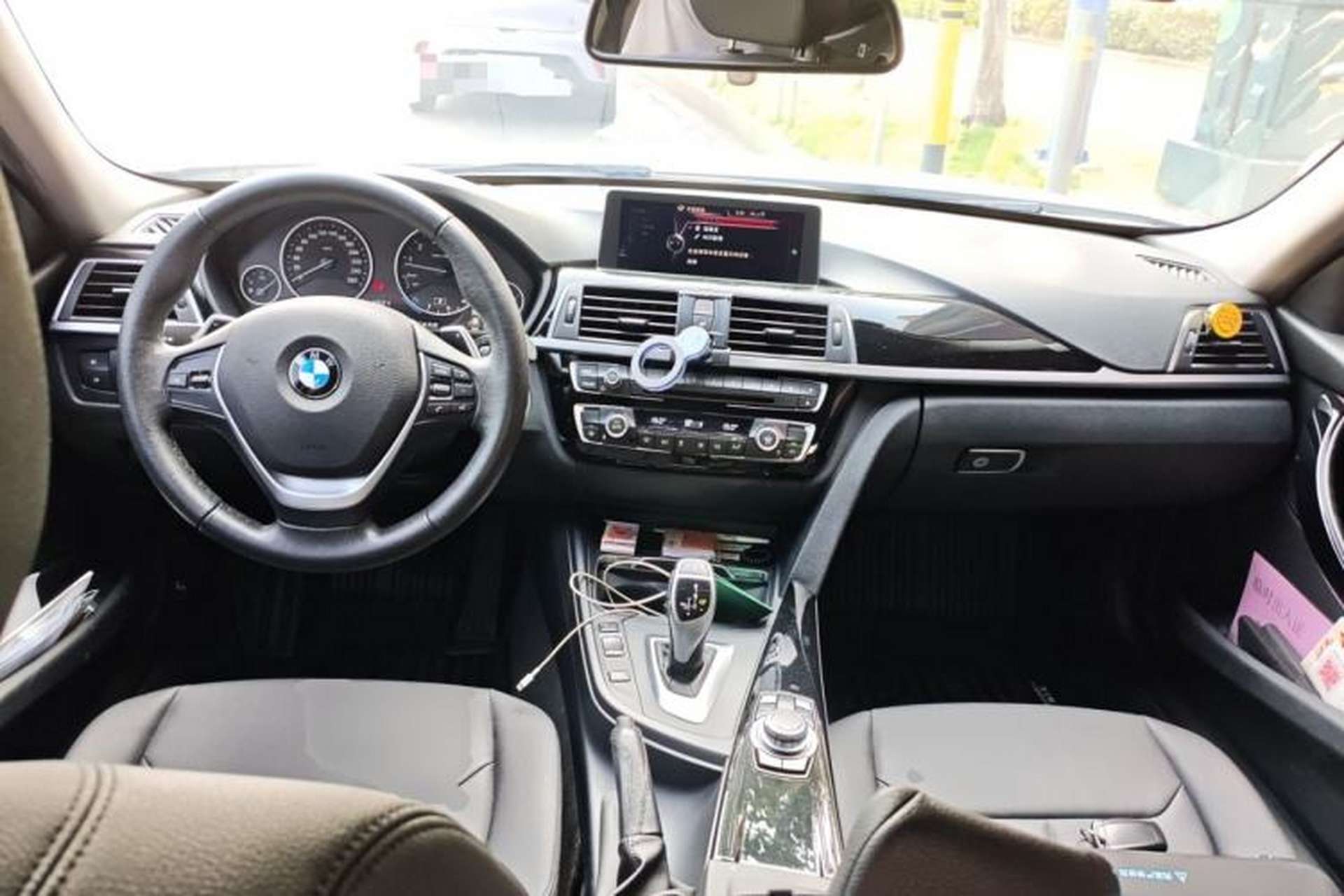 Used BMW 3 Series 2017 320Li M Sport Edition Center Console