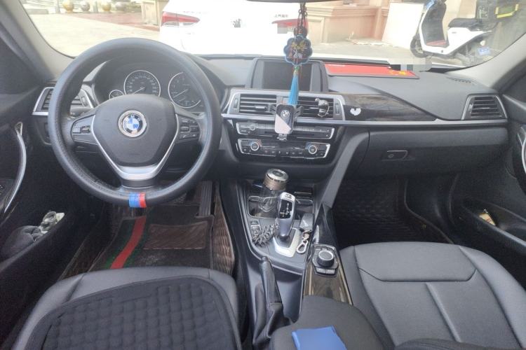 Used BMW 3 Series 2017 320Li Fashion Model Center Console