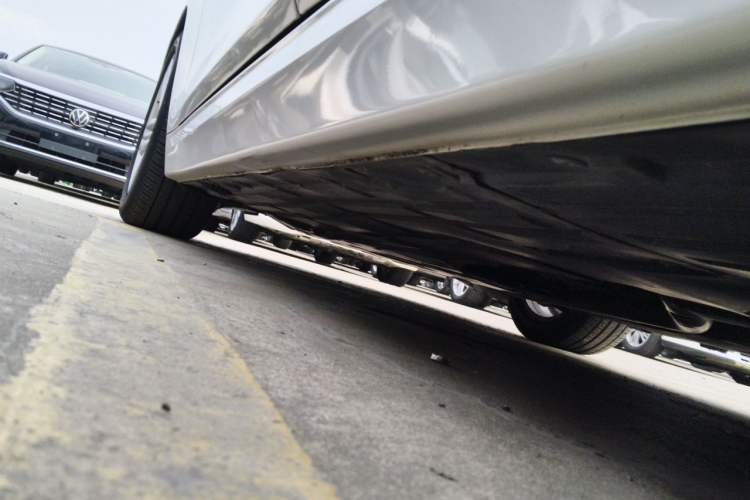 Used BMW 3 Series 2017 320Li Fashion Model Chassis Rear Left