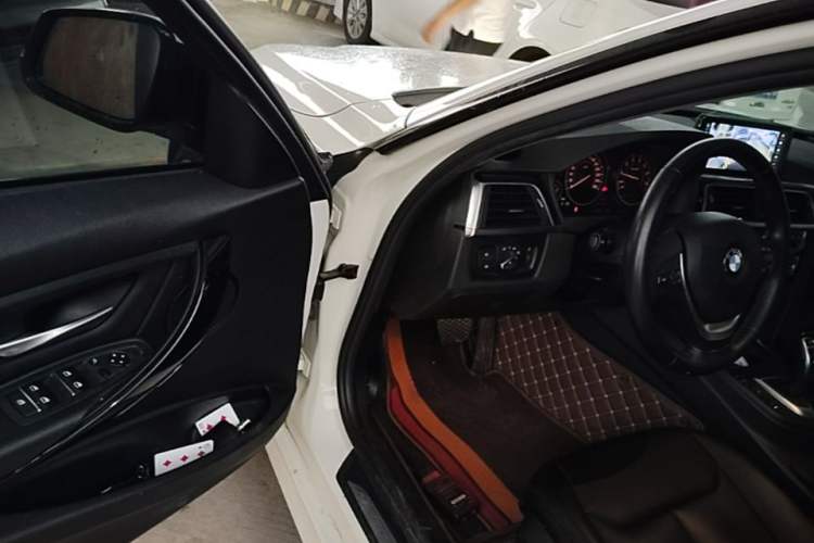 Used BMW 3 Series 2017 320Li M Sport Edition Driver Seat