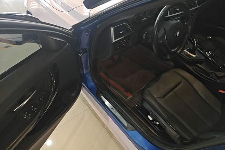 Used BMW 3 Series 2017 320Li M Sport Edition Driver Seat