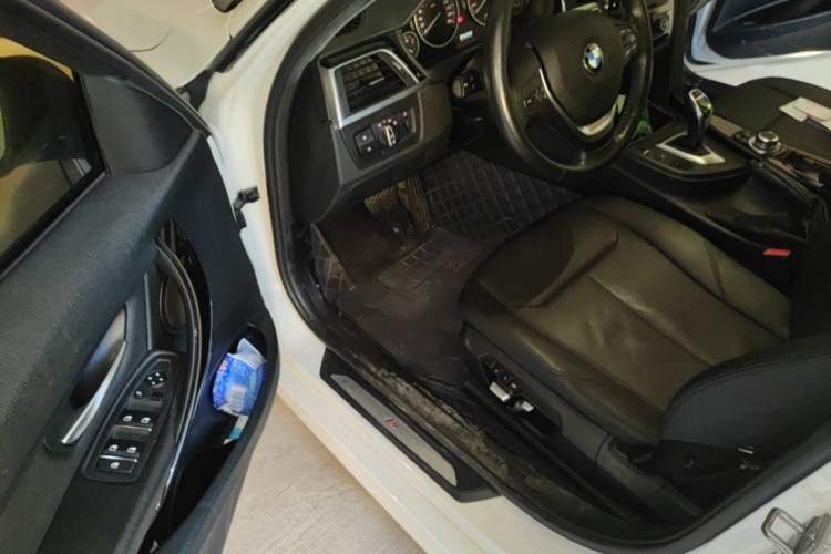 Used BMW 3 Series 2017 320Li M Sport Edition Driver Seat