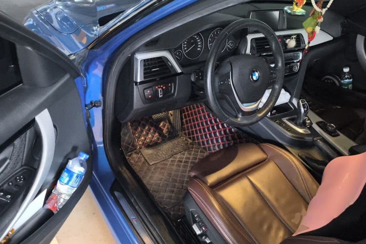 Used BMW 3 Series 2017 320i M Sport Driver Seat