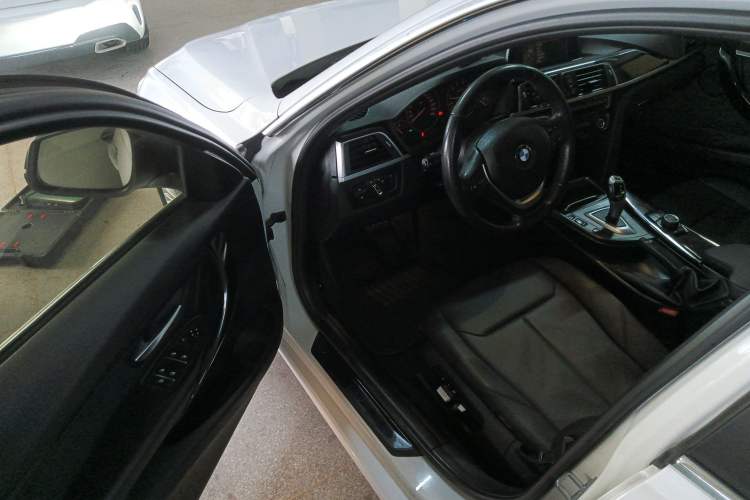 Used BMW 3 Series 2017 320Li Fashion Model Driver Seat