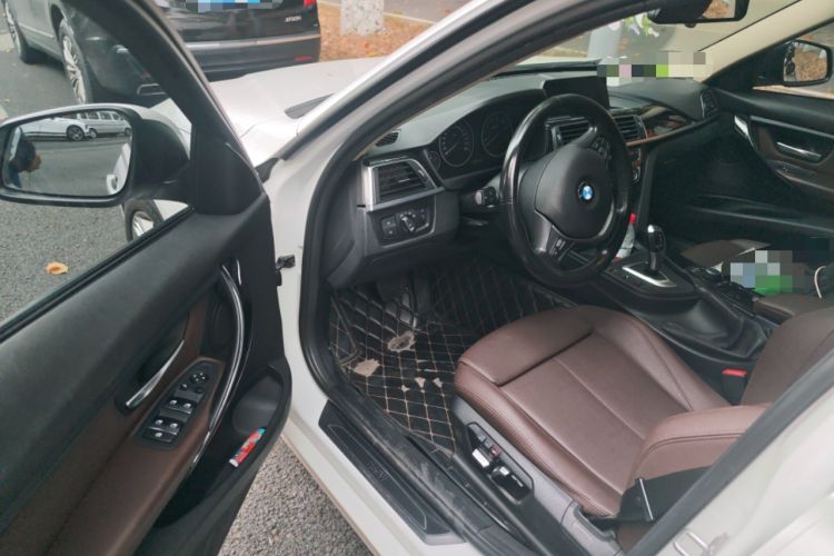 Used BMW 3 Series 2017 318i Fashion Model Driver Seat