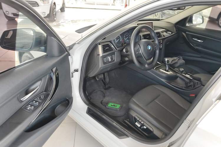 Used BMW 3 Series 2017 320Li xDrive Fashion Model Driver Seat