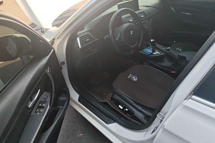 Used BMW 3 Series 2017 318Li Fashion Model Driver Seat