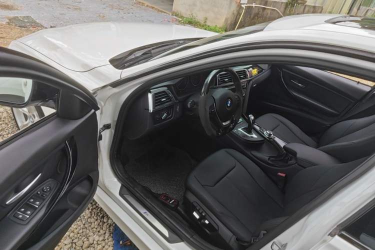 Used BMW 3 Series 2017 320Li M Sport Edition Driver Seat