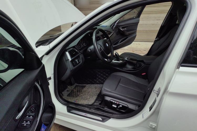 Used BMW 3 Series 2017 320Li M Sport Edition Driver Seat