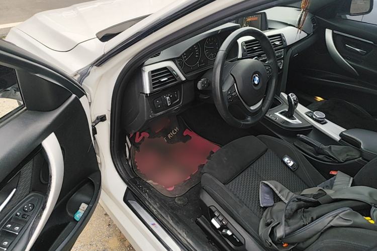 Used BMW 3 Series 2017 320i M Sport Driver Seat