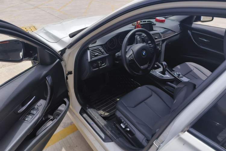 Used BMW 3 Series 2017 320Li M Sport Edition Driver Seat