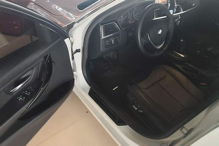 Used BMW 3 Series 2017 320Li Fashion Model Driver Seat