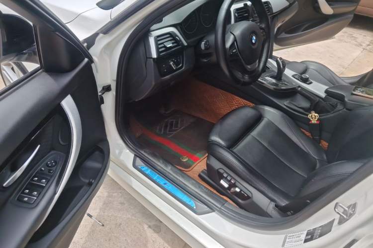Used BMW 3 Series 2017 320i M Sport Driver Seat