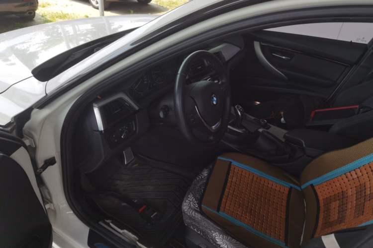 Used BMW 3 Series 2017 320i M Sport Driver Seat