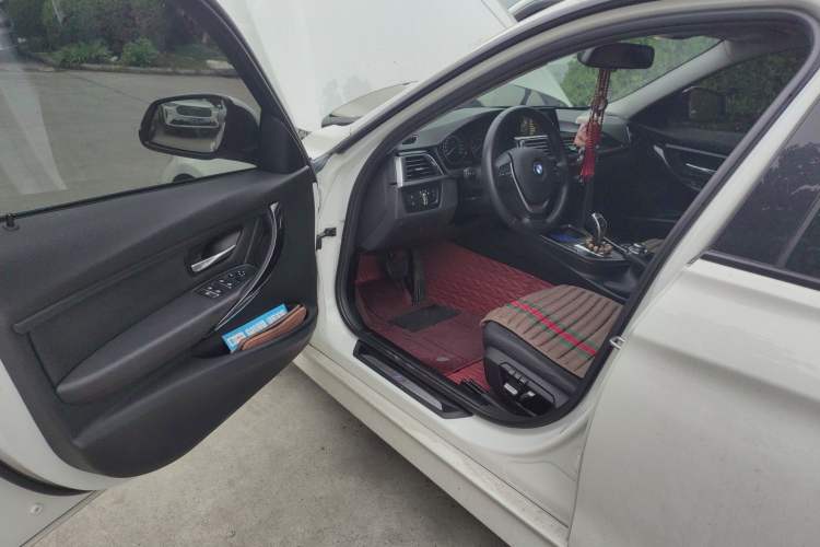 Used BMW 3 Series 2017 320Li M Sport Edition Driver Seat