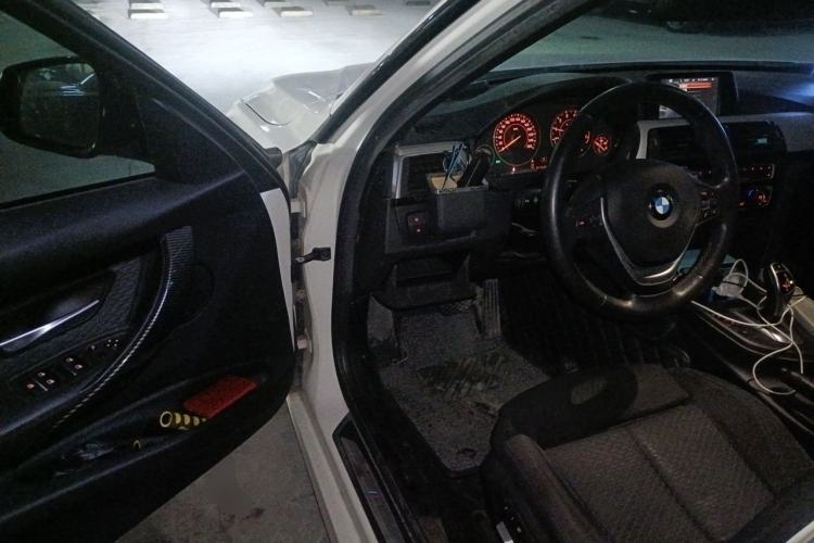 Used BMW 3 Series 2017 320i M Sport Driver Seat