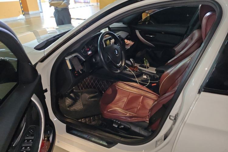 Used BMW 3 Series 2017 320i M Sport Driver Seat