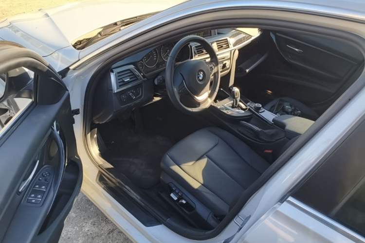 Used BMW 3 Series 2017 318Li Fashion Model Driver Seat