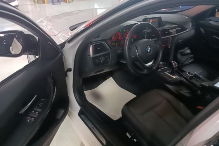 Used BMW 3 Series 2017 320Li M Sport Edition Driver Seat