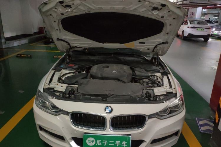 Used BMW 3 Series 2017 320i M Sport Engine Bay