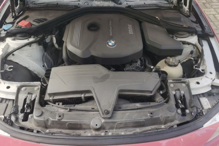 Used BMW 3 Series 2017 318Li Fashion Model Engine Bay