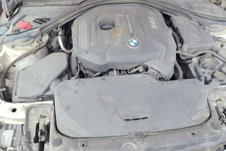 Used BMW 3 Series 2017 320Li Fashion Model Engine Bay