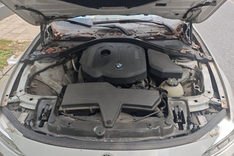 Used BMW 3 Series 2017 318Li Fashion Model Engine Bay