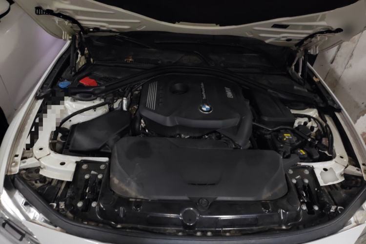 Used BMW 3 Series 2017 320i M Sport Engine Bay